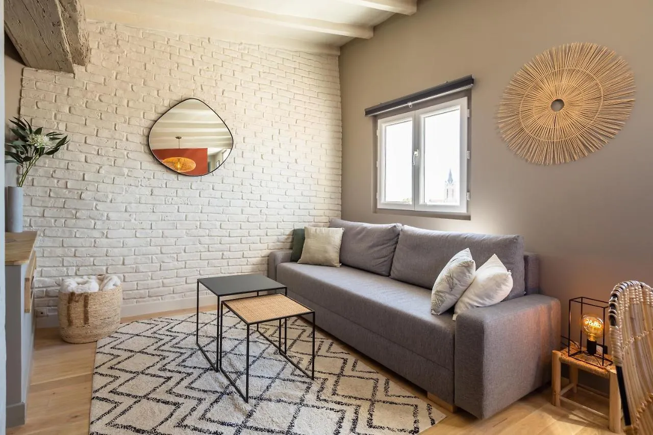 Апартаменты Duplex Mirabeau - Roof Terrace With Panoramic View Экс-ан-Прованс 0*,  Франция